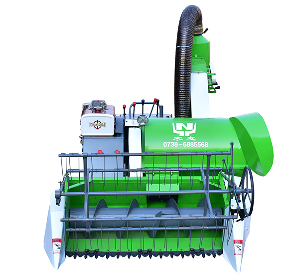 4LZ-1.0小型水稻聯(lián)合收割機(jī)01